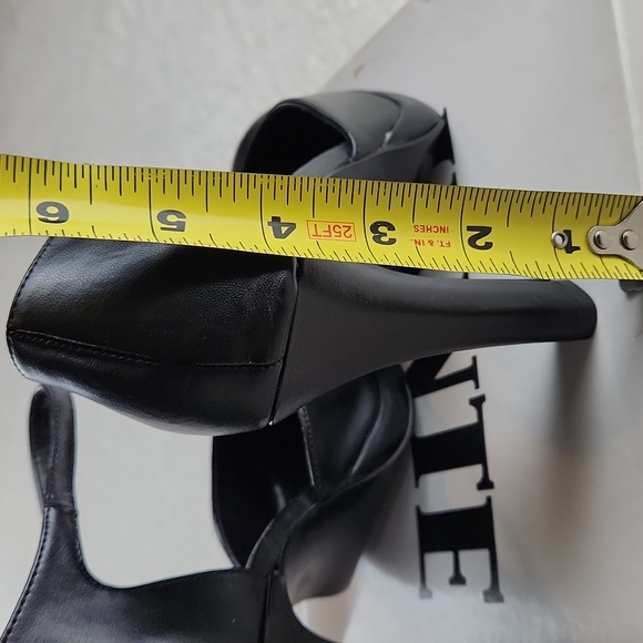 Black Mary Janes heels size 8 NEW!!! - Picture 7 of 14